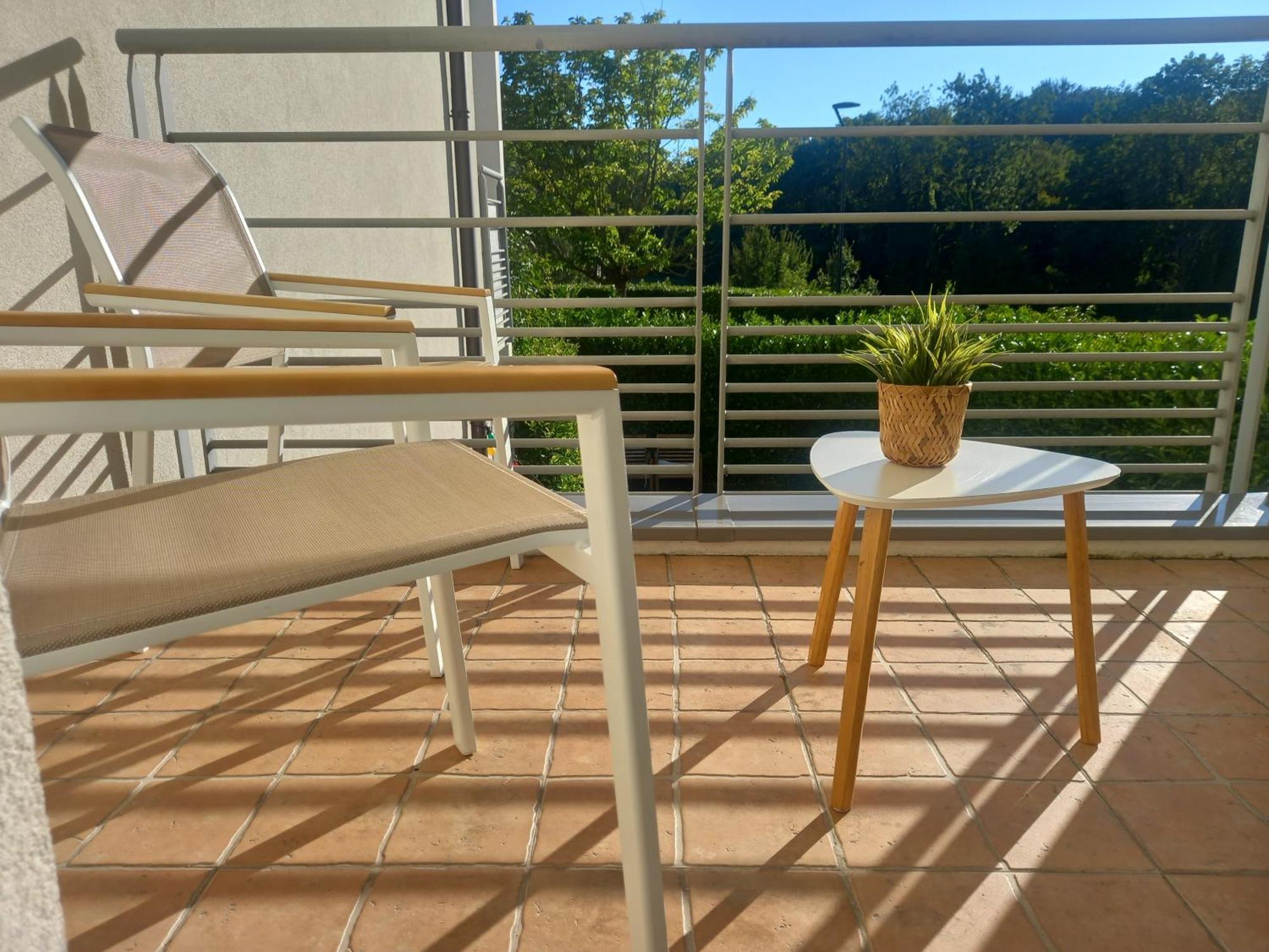 T2 De 56M2 - Geneve A 5 Min- Parking Prive Gratuit Lägenhet Saint-Julien-en-Genevois Exteriör bild